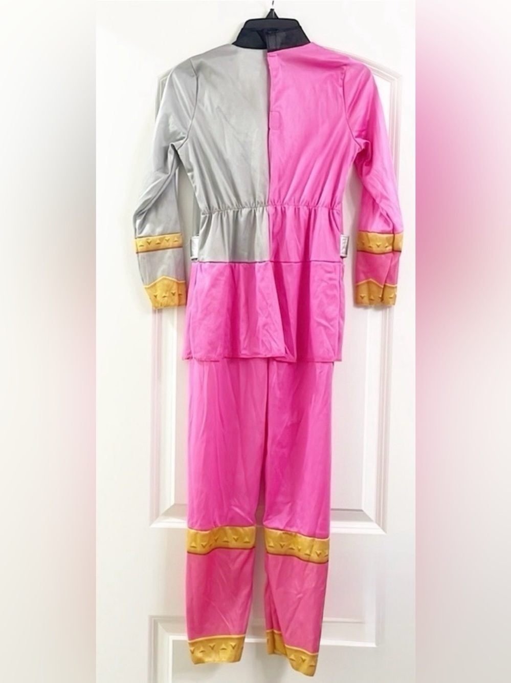 Pink Power Ranger Costume & Mask 2017 - Picture 5 of 7